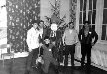  PHOTO Villa St Jean Christmas Children's Party  