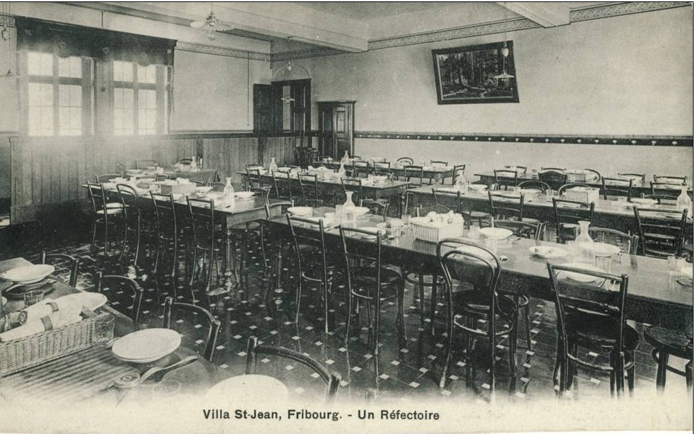  PHOTO UN REFECTOIRE VILLA ST JEAN College Cantonal de Fribourg