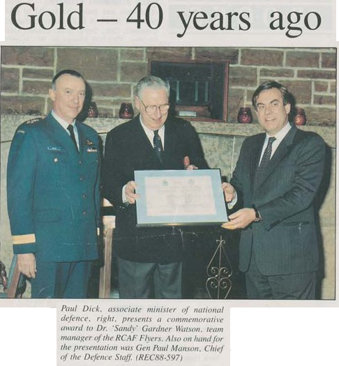 Sentinel Photo of 40th RCAF Flyer Anniversary presentation to Sandy Watson 