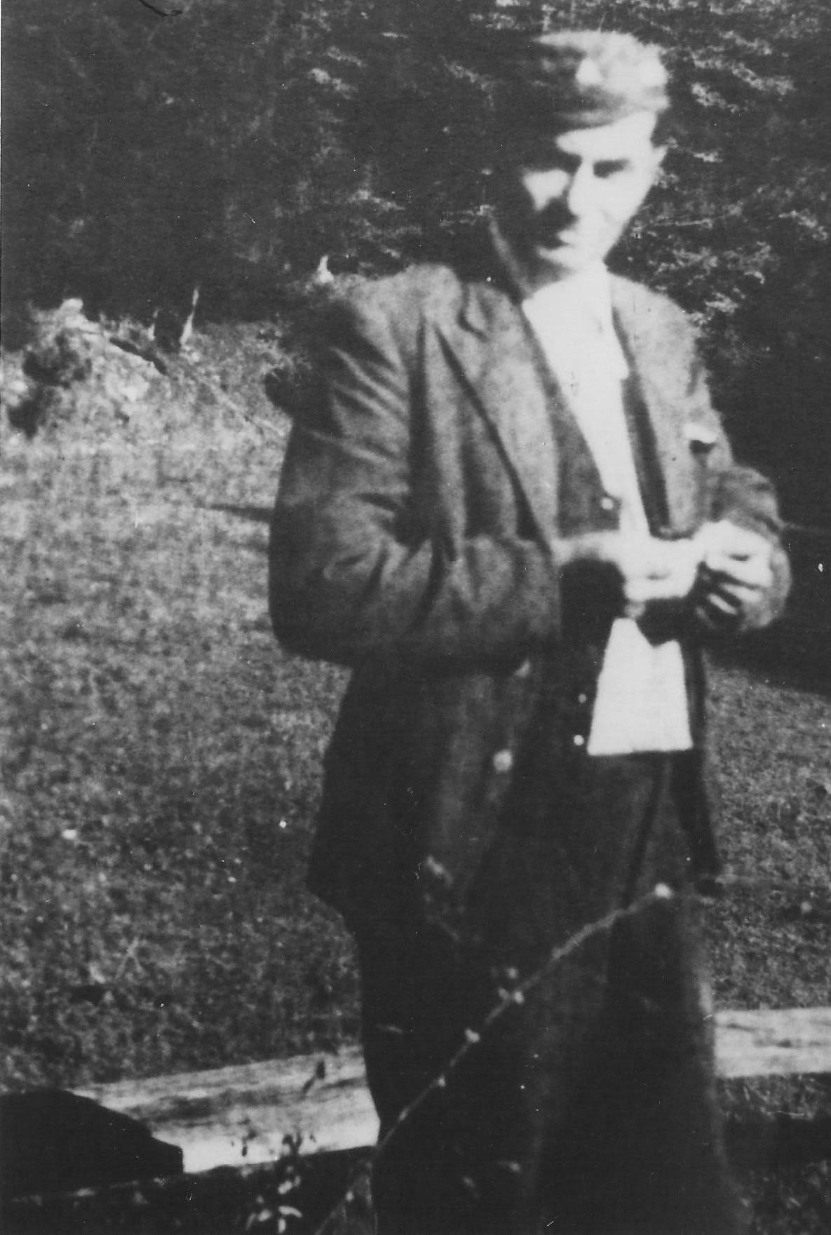 Photo:   Antoni Malec ps Kmicic in 1944  