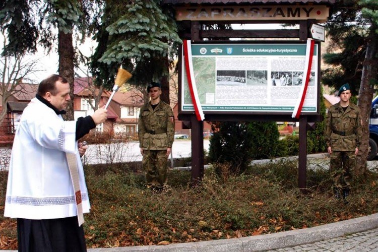 Image of Tymbark tourist-educational historical trail commemorating  the Polish Home Army  clandestine activities in 1939-1945 -opening Ceremonies 3