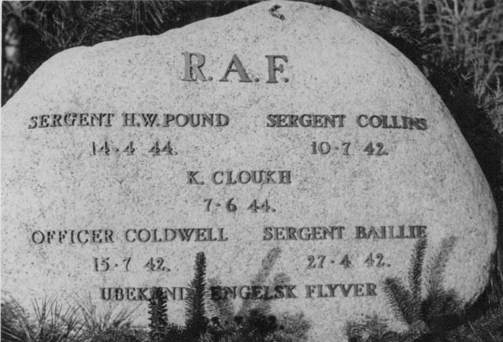 PHOTO RAF Grave Site 4 in Denmark