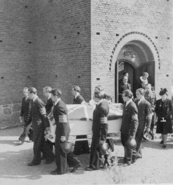Photo 10 of Funeral of RAF Airman A.H. Hall