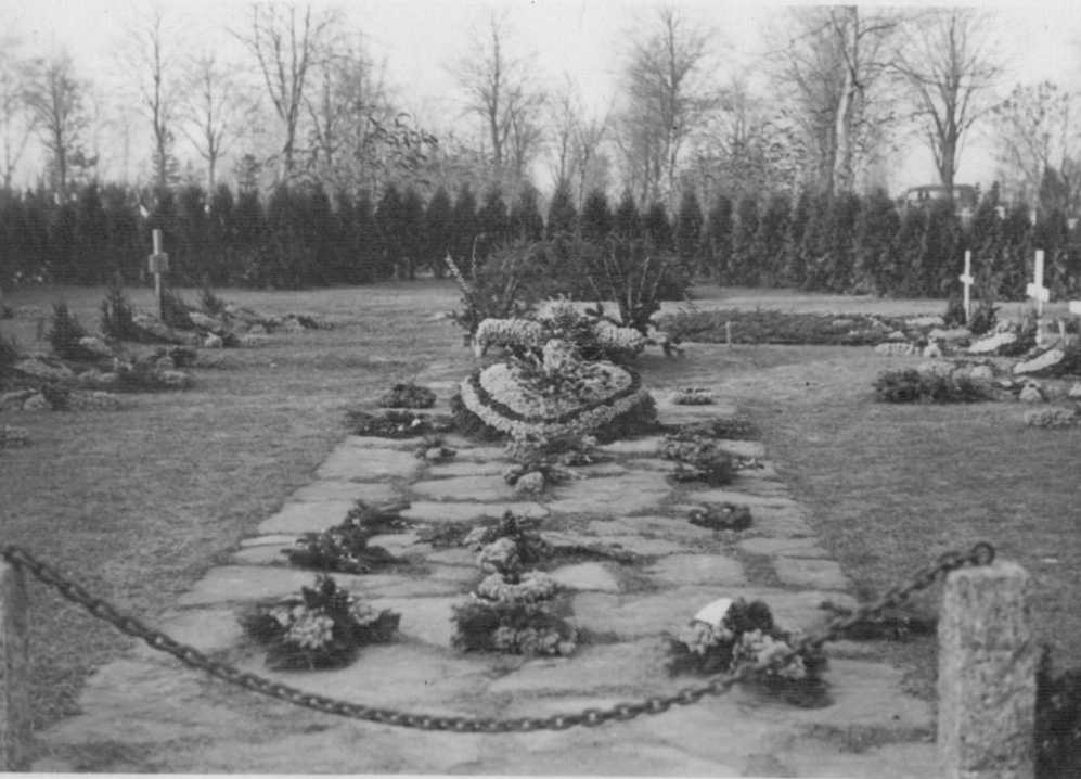Photo 12 of Funeral of RAF Airman A.H. Hall
