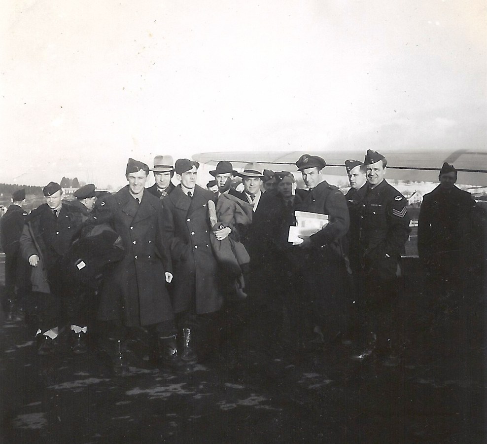 Photo: RCAF Flyers on Arrival at Zurich Airport