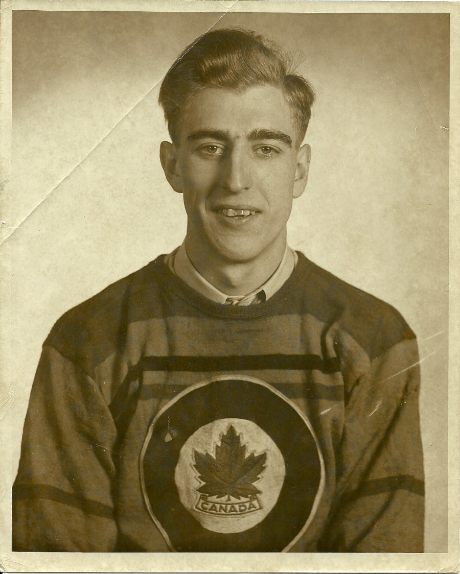 RCAF Flyer Photo: Murray Dowey 