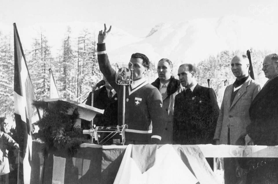 Photo: Swiss Hockey Player Bibi Torriani Recites Olympic Oath at 1948 Winter Olympics 2