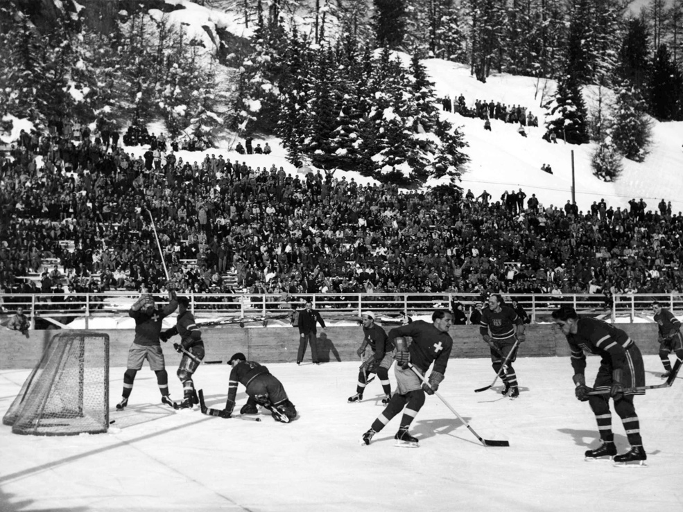 Photo: 1948 Winter Olympic Hockey Match Switzerland vs USA