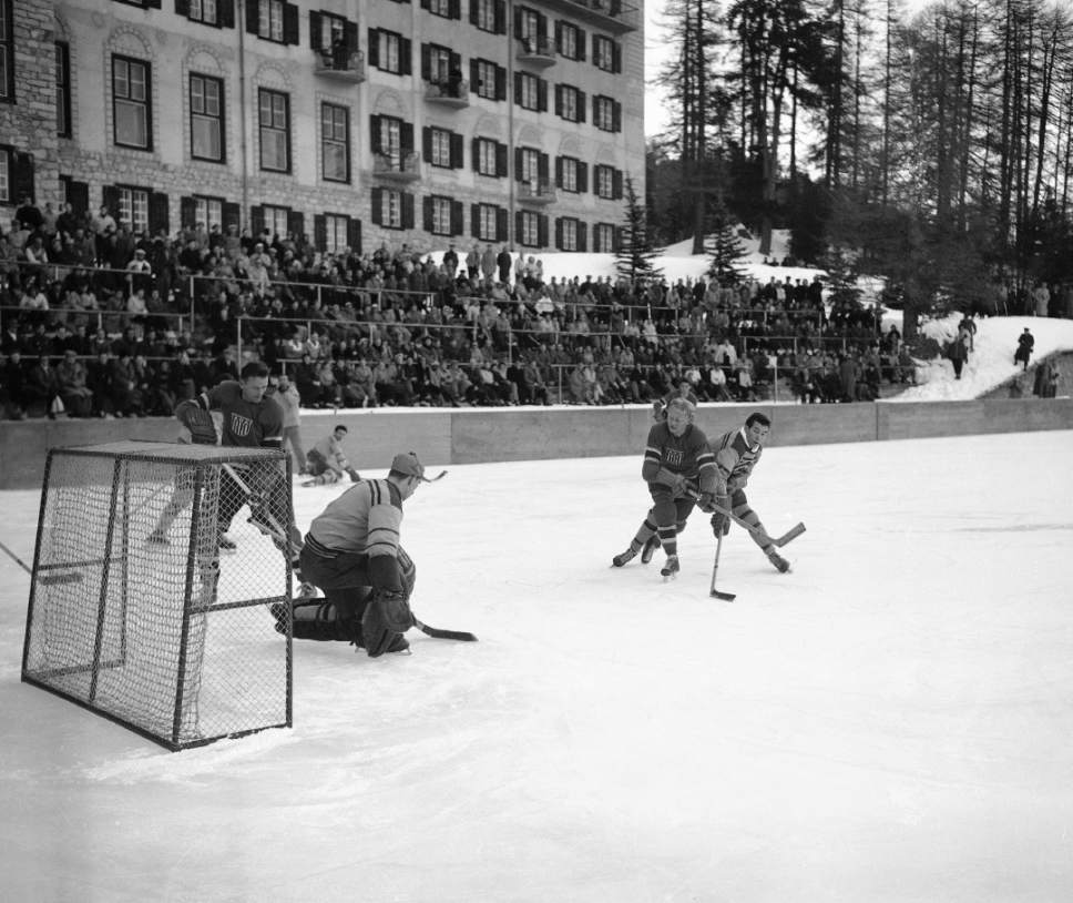 Photo: RCAF Flyers vs USA 1948 Olympics